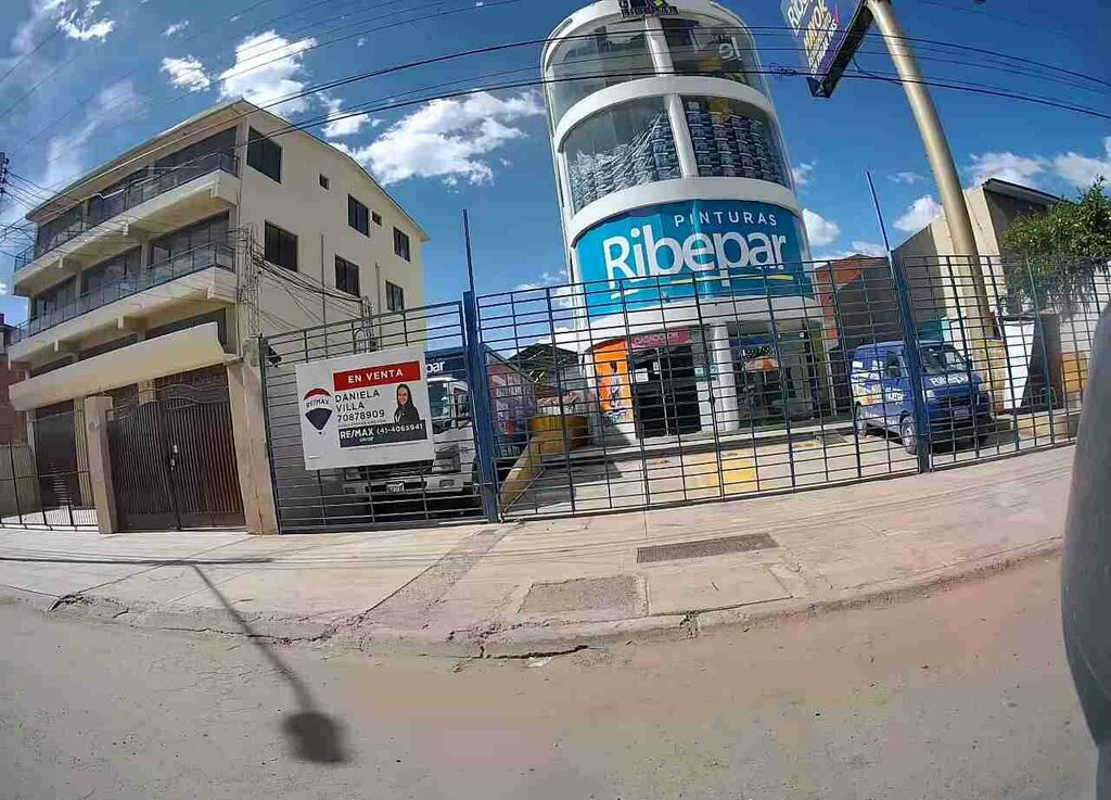 Building materials wholesale Casa Color, Cochabamba, photo