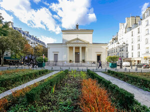 Гостиница Ibis Paris 17 Clichy-Batignolles