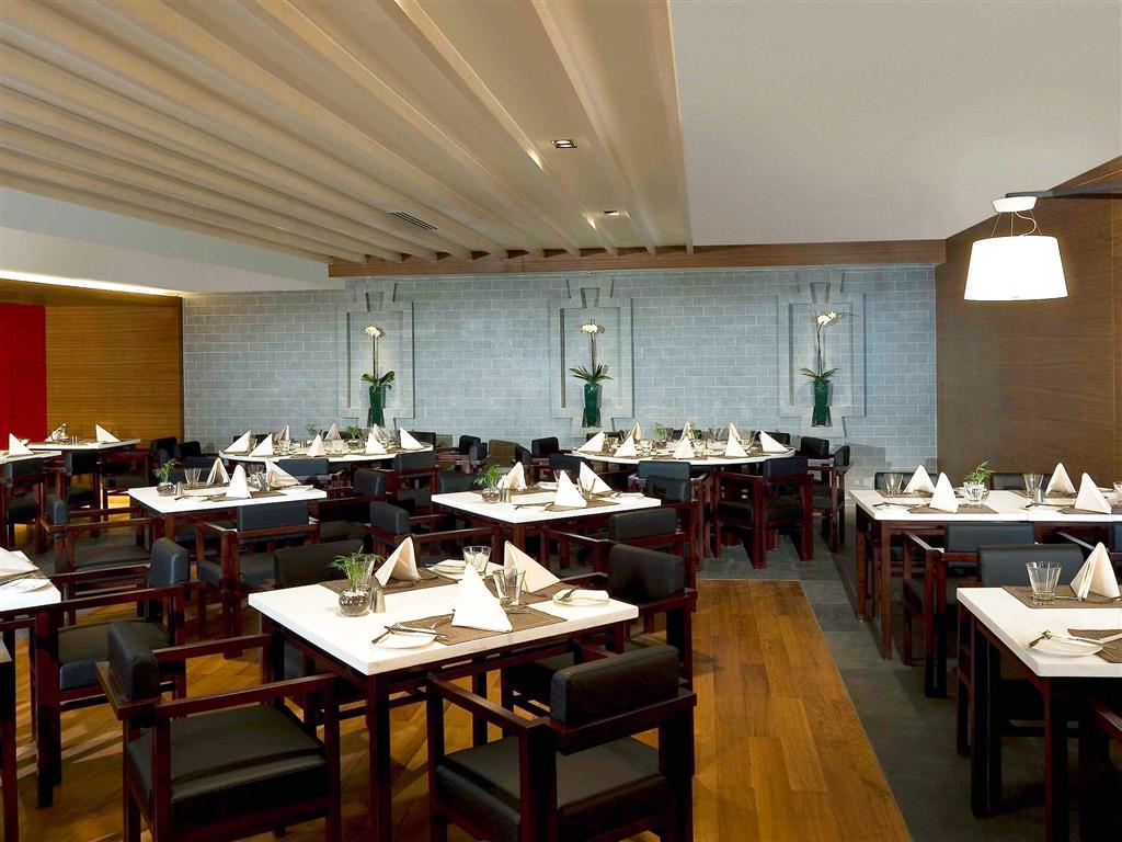 Фото Novotel Nathan Road Kowloon