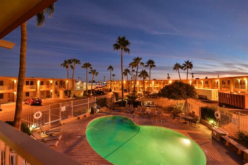 Гостиница Quality Inn & Suites Phoenix Nw - Sun City
