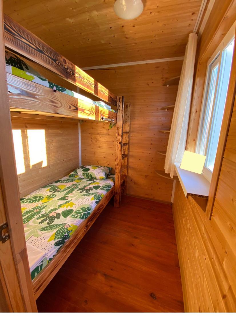 Фото Радхарани