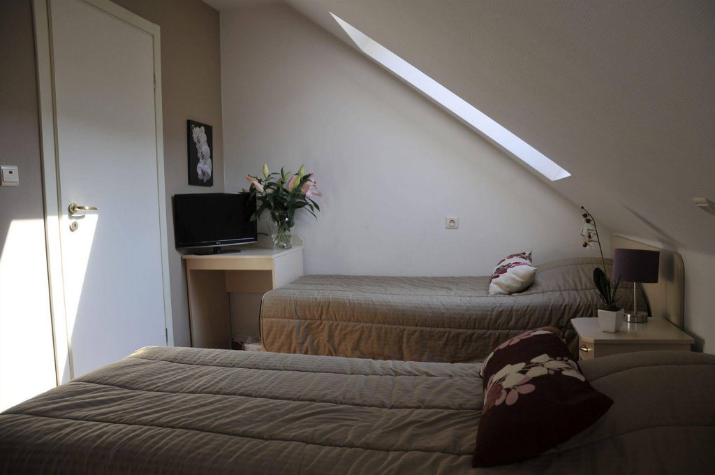 Фото Hotel du Theatre