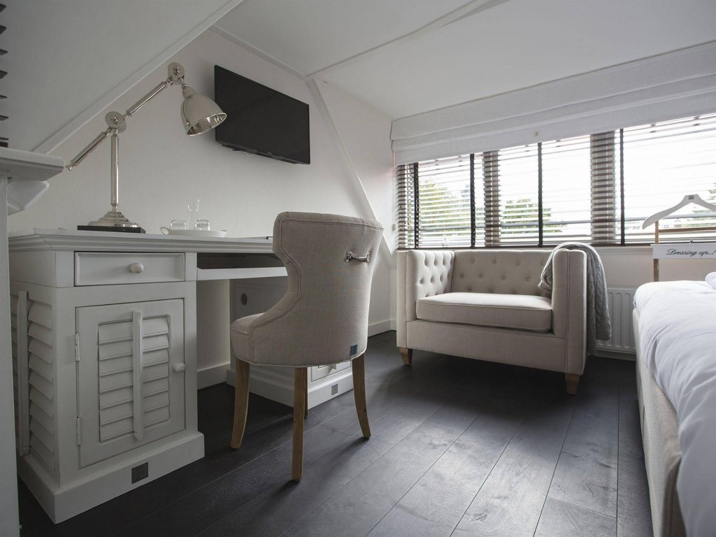 Фото Zenzez Hotel & Lounge