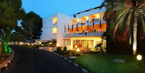 Внешний вид отеля Universal Hotel Florida в Кальвии, фото 2