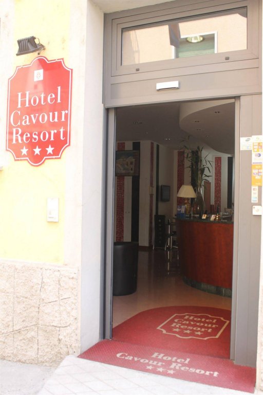 Фото Hotel Cavour Resort