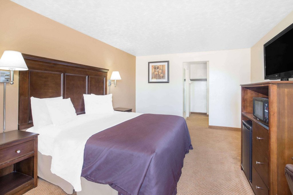 Фото Howard Johnson by Wyndham Appleton