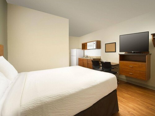 Гостиница WoodSpring Suites Fort Lauderdale