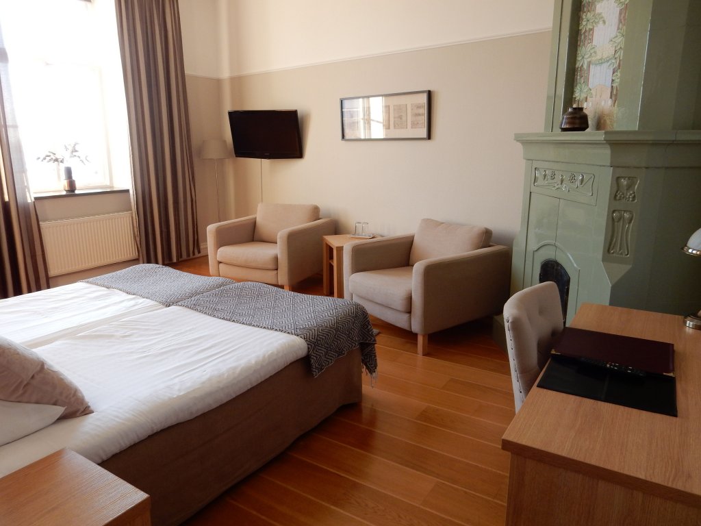 Фото Hamnhotellet Kronan