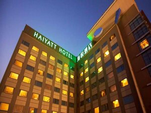 Chengdu Harriway Hotel (Sichuan Province, Sub-provincial city Chengdu, Line 1, 3rd Tianfu Street metro station), hotel