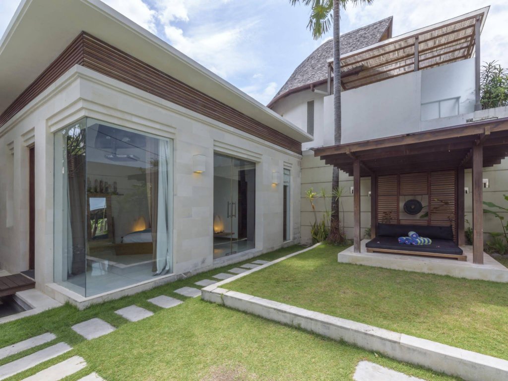 Фото Tis Villas Seminyak by Premier Hospitality Asia