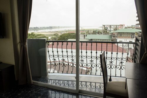 Гостиница V Hotel Vientiane в Вьентьяне