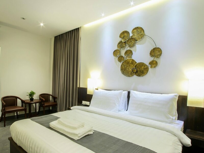 Гостиница Balconitel Boutique Hotel в Пномпене