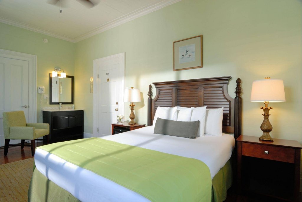 Фото Kimpton Winslow's Bungalows, an Ihg Hotel