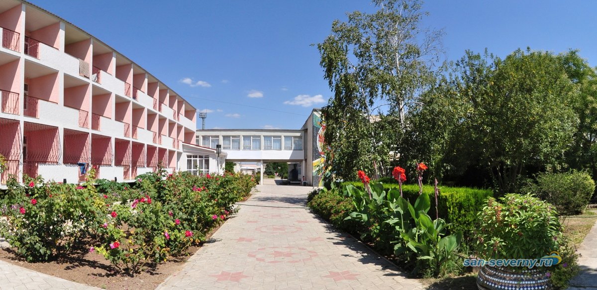 Фото отеля 1