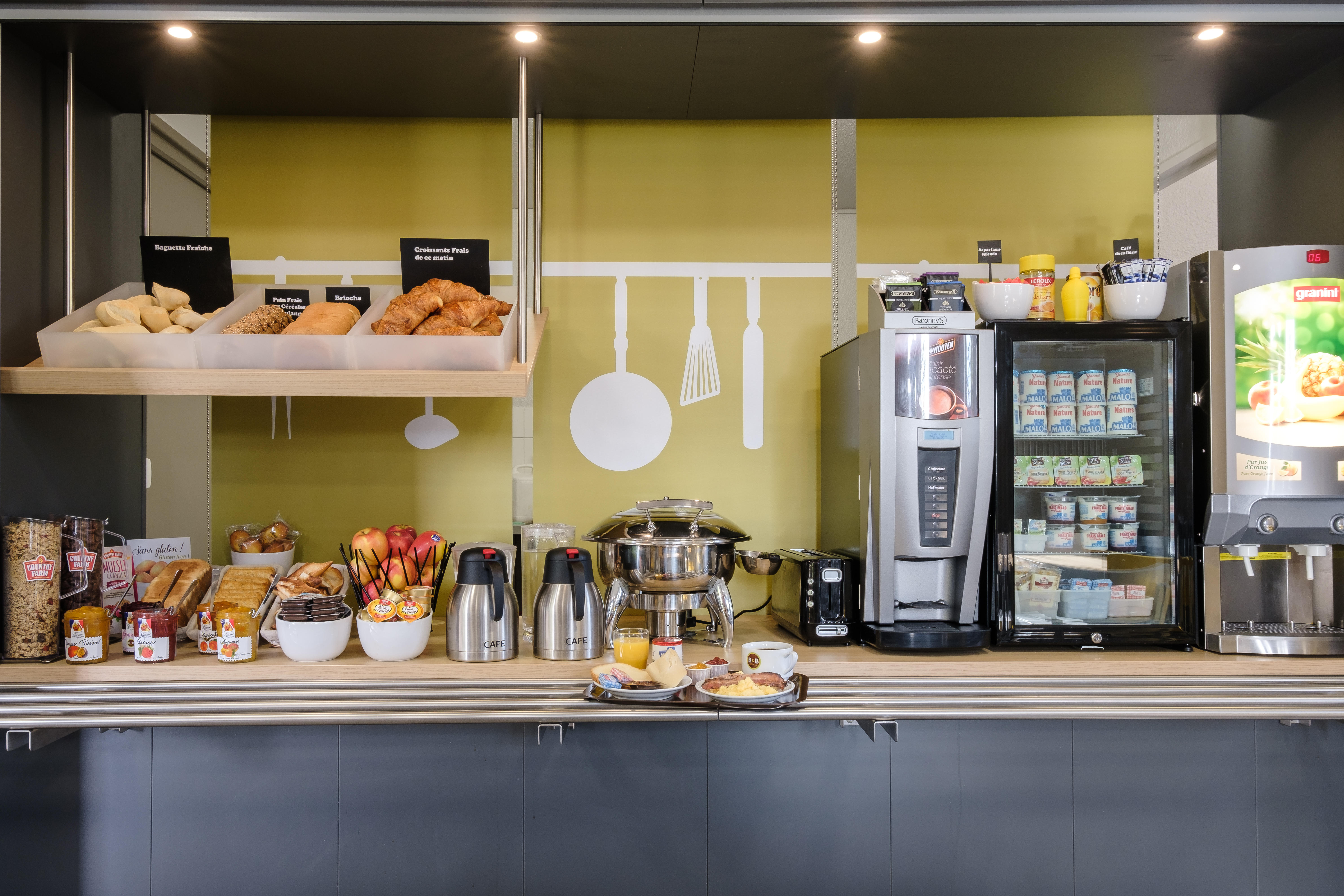 Фото B&b Hotel Calais Centre St Pierre