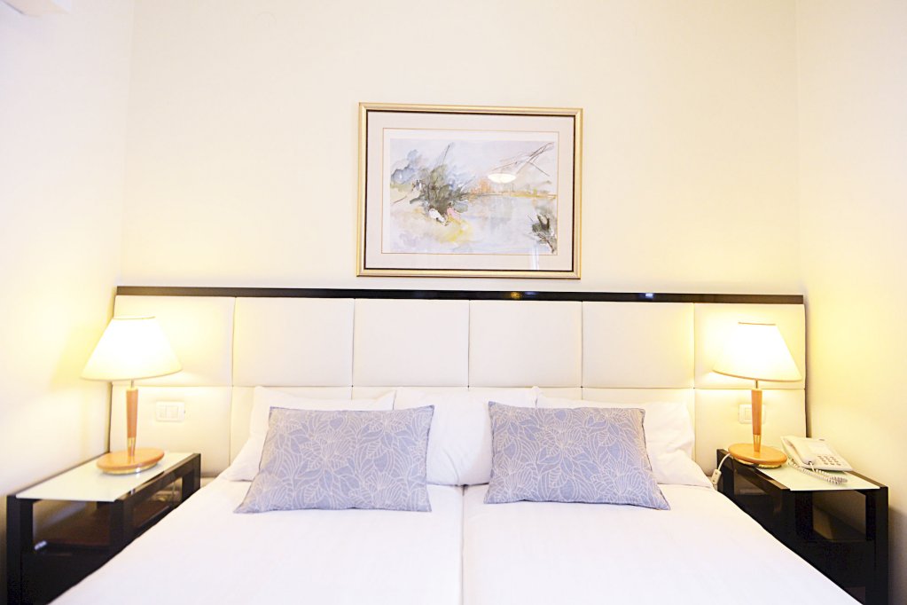 Фото Абратель