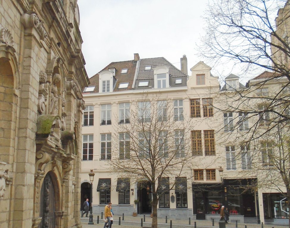 Фото отеля 1