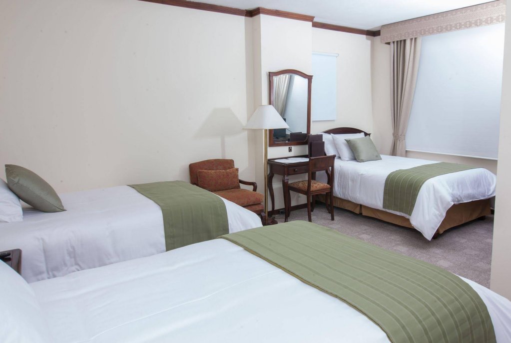 Фото Selina Quito