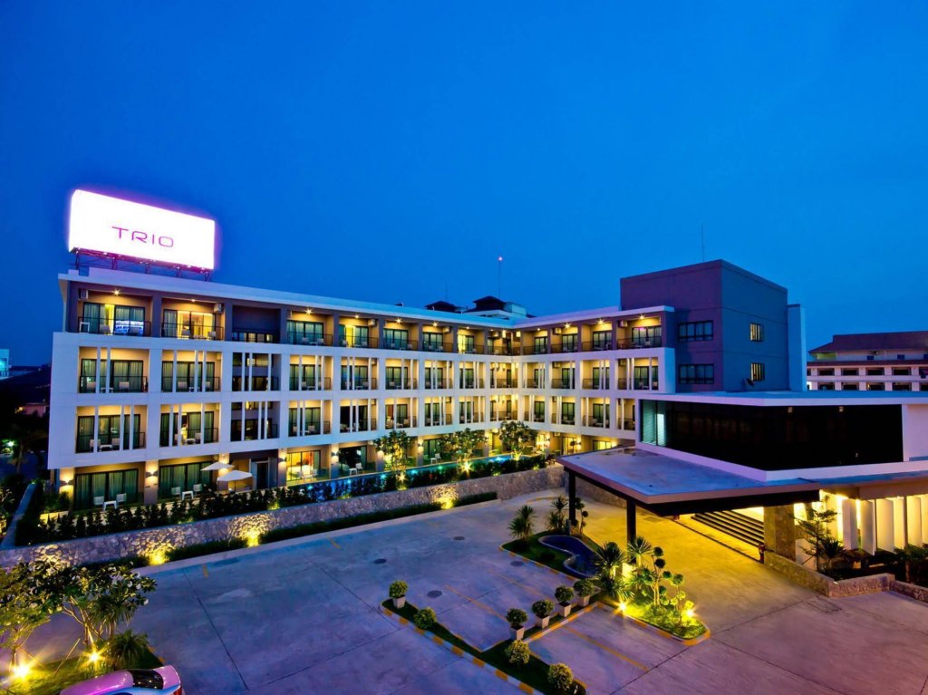 Фото Hotel J Residence