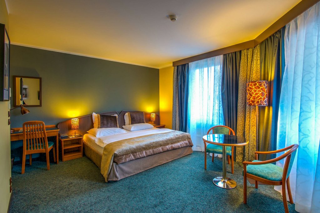 Фото Plaza Prague Hotel - Czech Leading Hotels