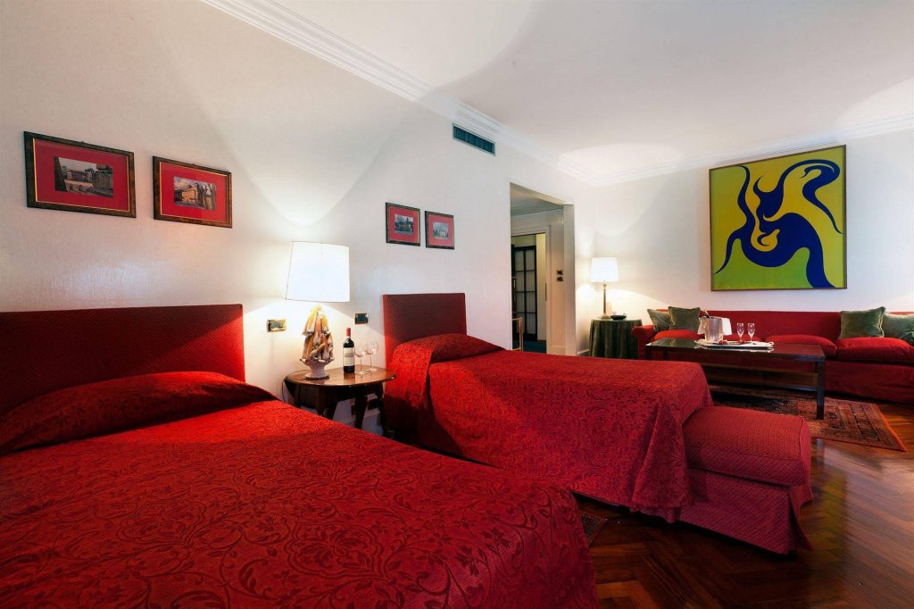 Фото Bettoja Hotel Mediterraneo