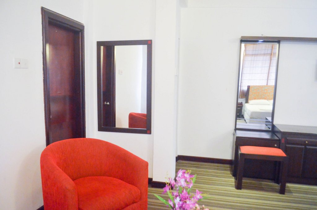 Фото Yoho Ashley