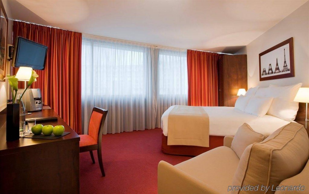 Фото отеля 2