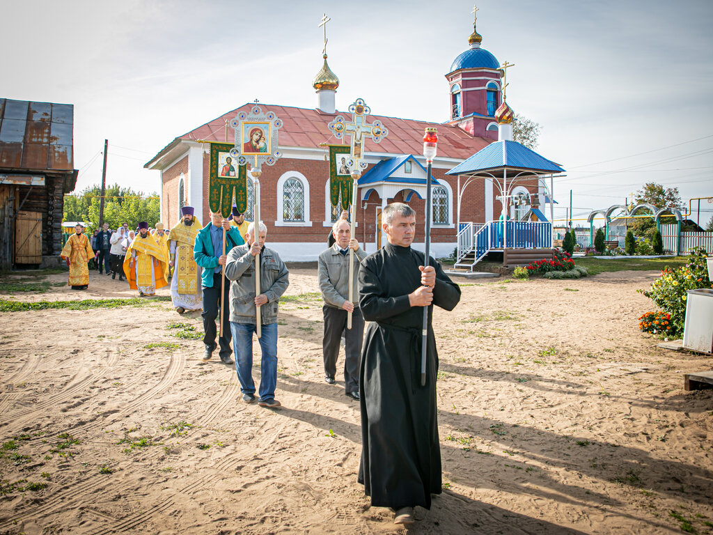 Православный храм Свято-Троицкий храм, Удмуртская Республика, фото