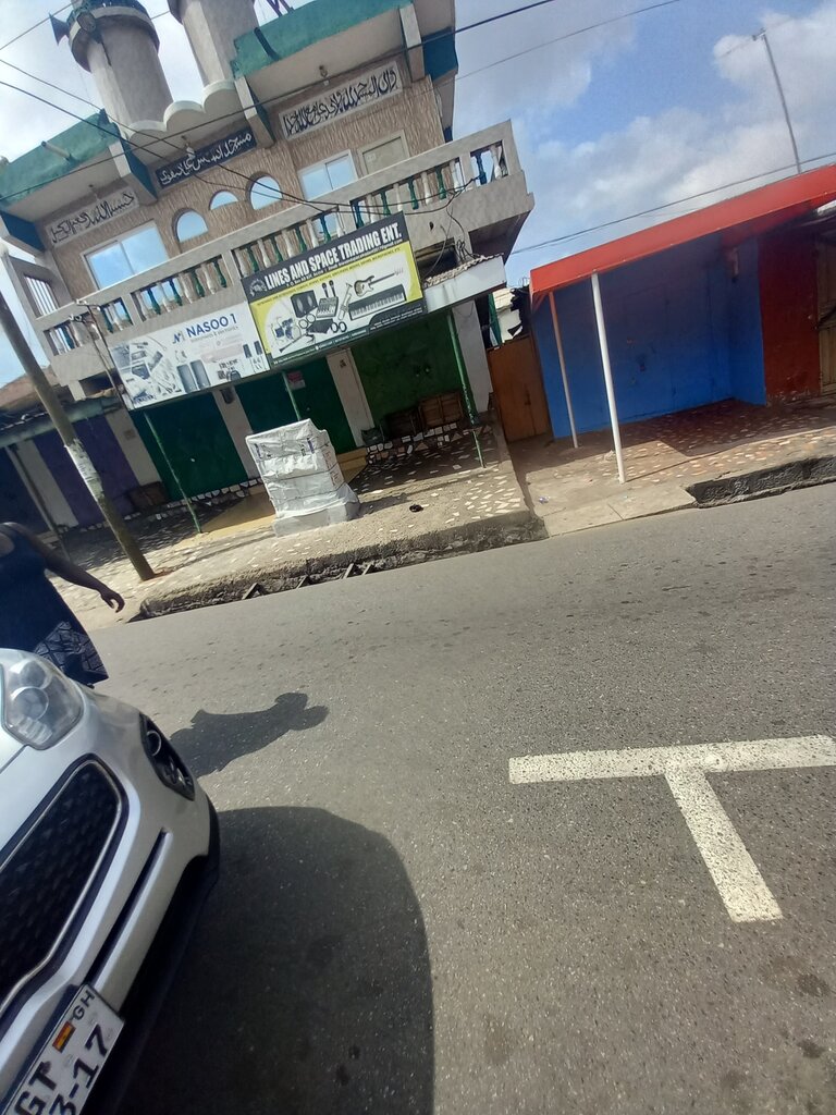 Mosque Mosque, Accra, photo