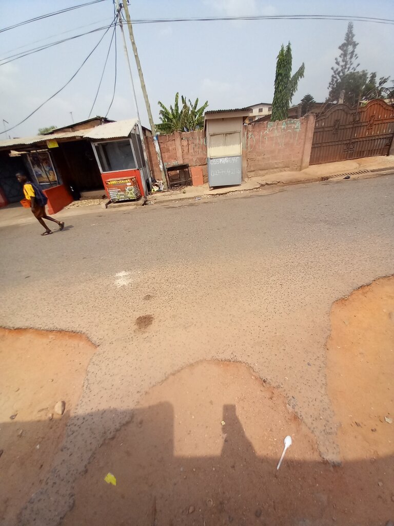 Cafe Honey Flames, Accra, photo