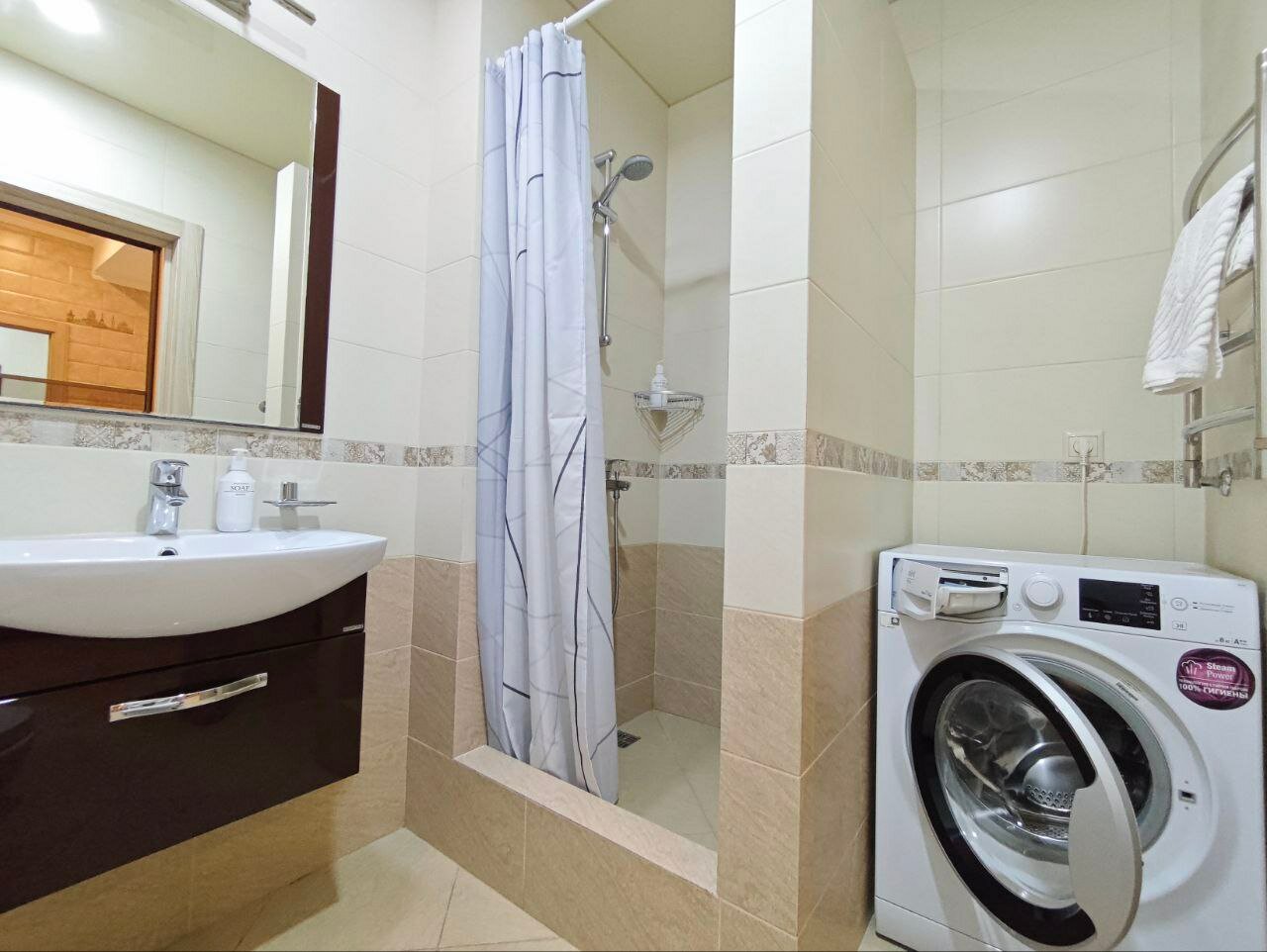 Фото Station Apartments