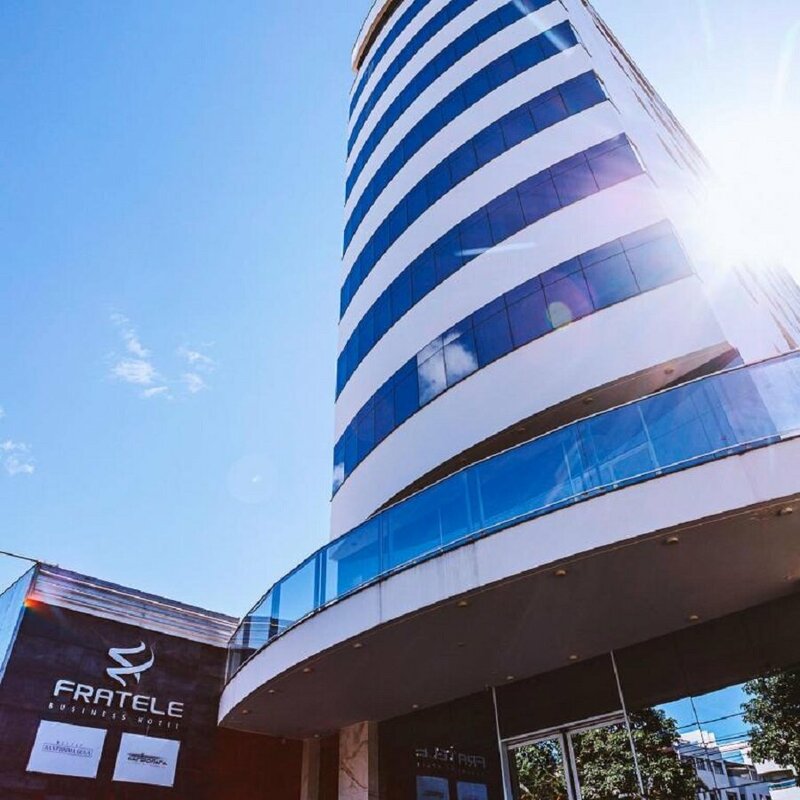Гостиница Fratele Business Hotel  