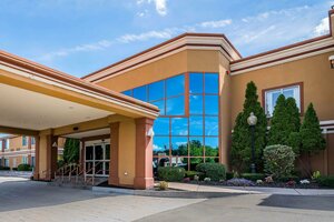 Гостиница Quality Inn & Suites Albany Airport