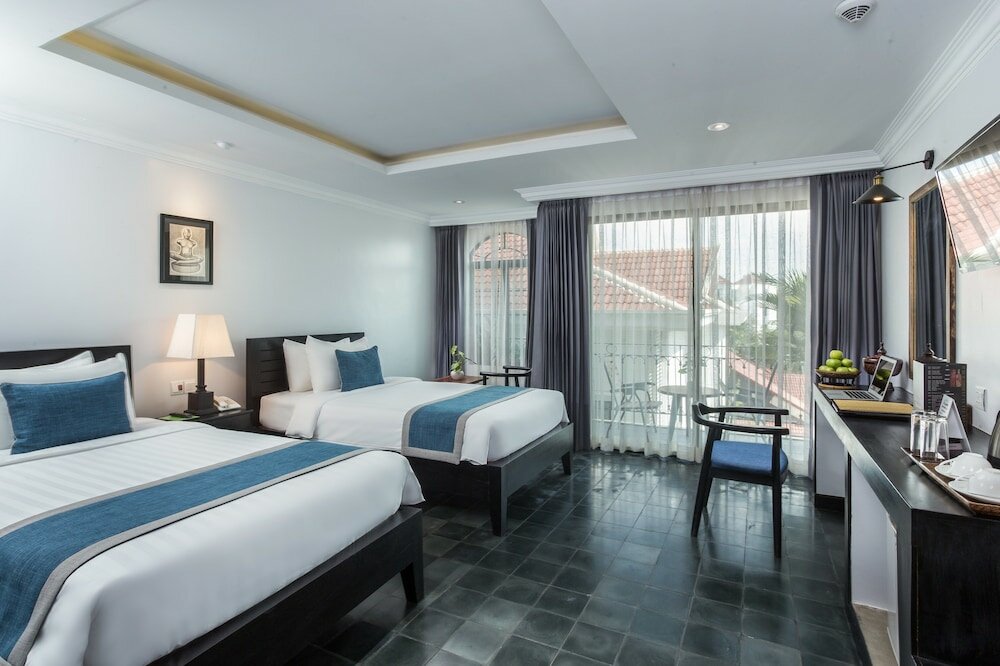 Фото The Grand Cyclo Boutique Suite & SPA