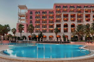 Гостиница Westin Dragonara