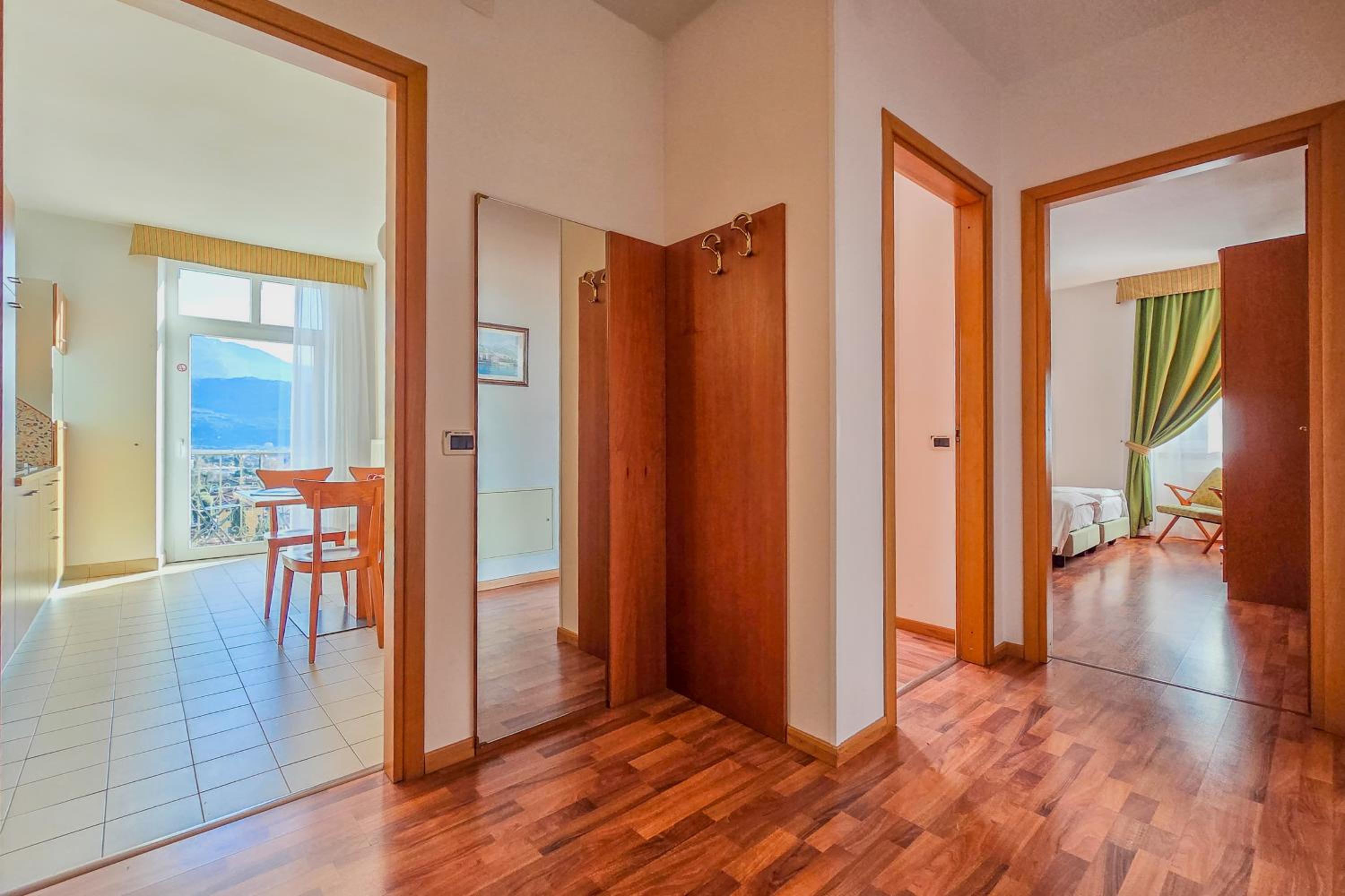 Фото Aparthotel Englovacanze