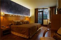 Гостиница Sansi Pedralbes в Барселоне