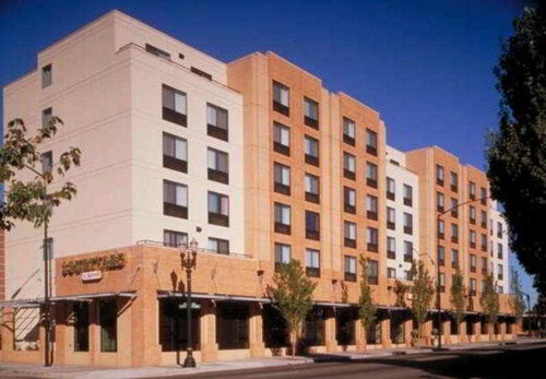 Гостиница Courtyard Portland Downtown/co