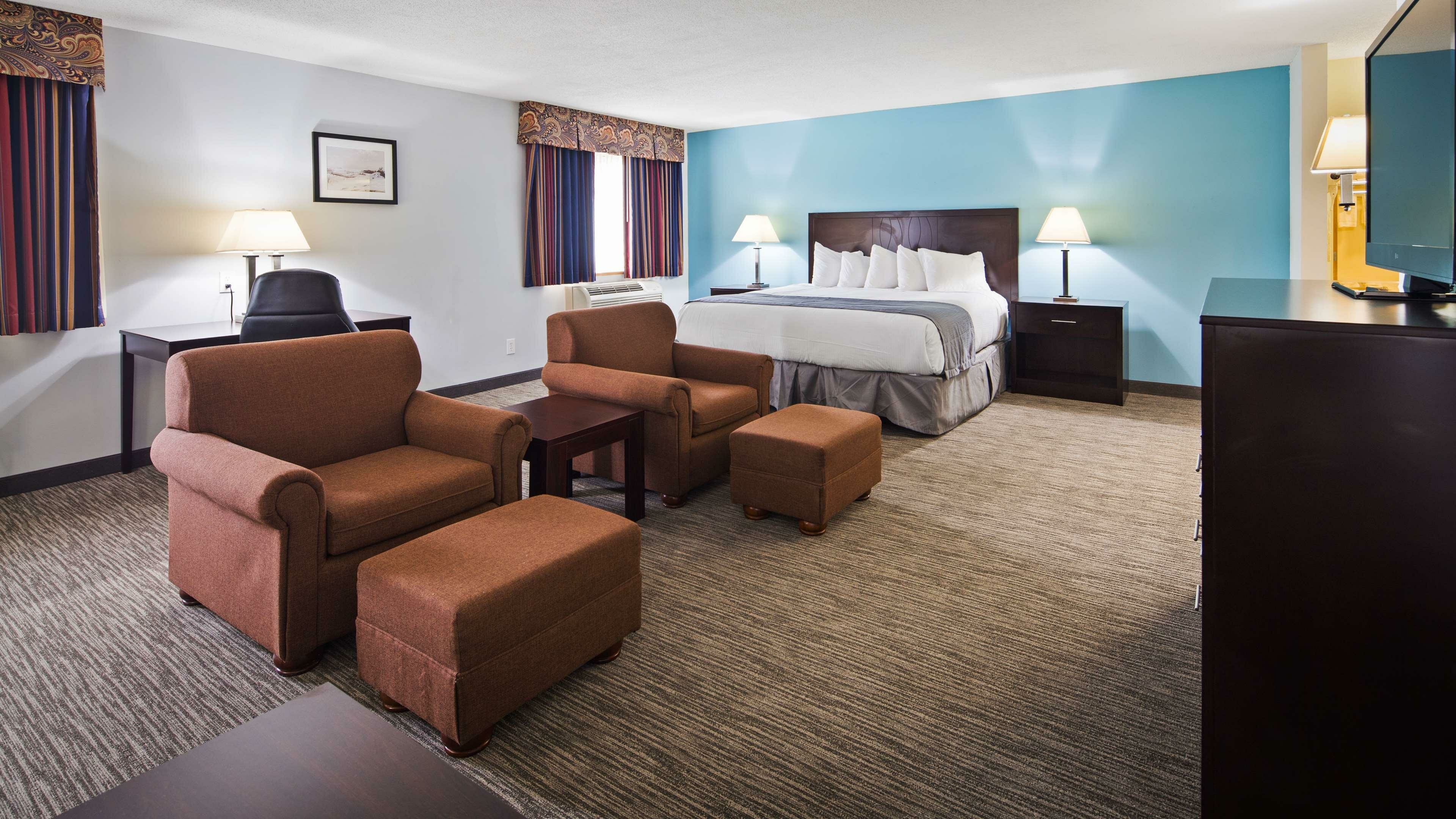 Фото Best Western New Baltimore Inn