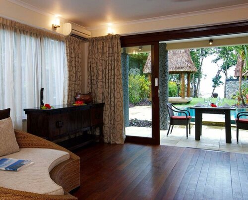 Гостиница Nanuku Resort Fiji