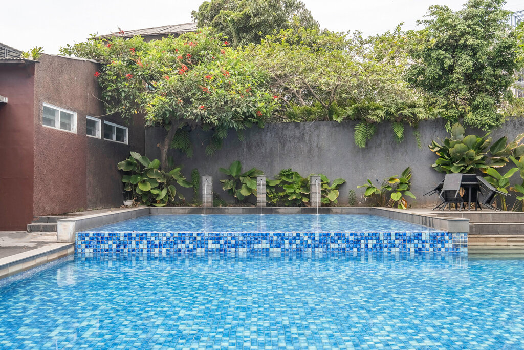 Hotel Capital O 2239 Hotel Endah Parahyangan, West Java, photo