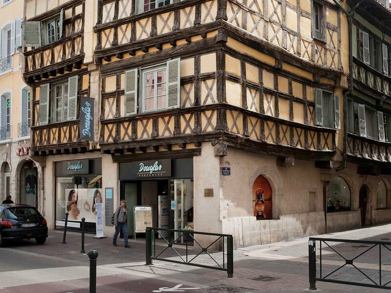 Mercure Bourg EN Bresse