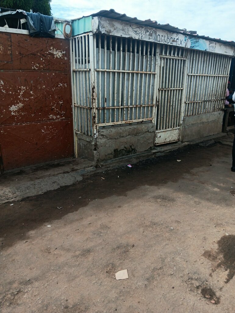 Bar, pub Bar, Loanda, photo