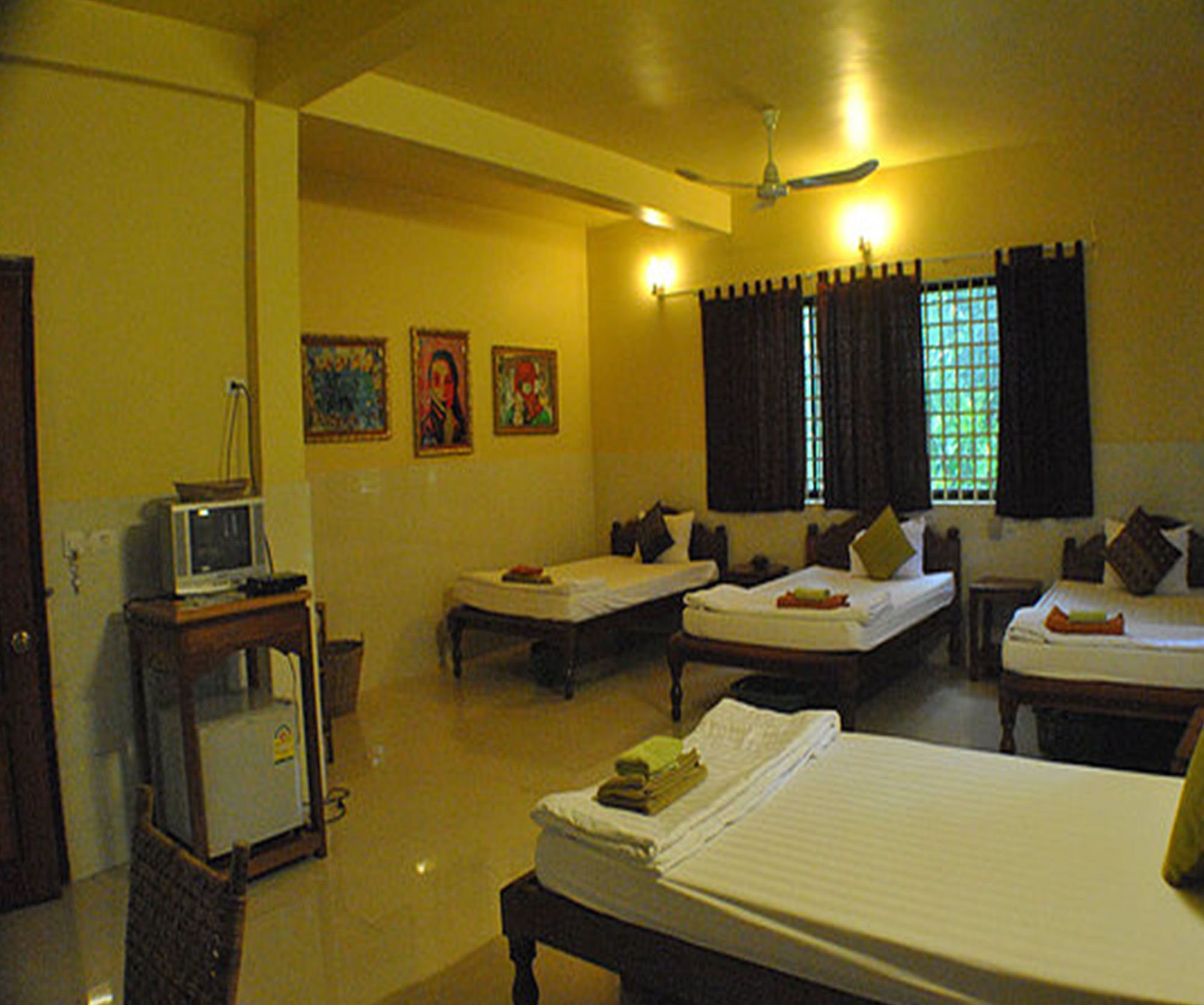 Фото Seven Candles Guesthouse