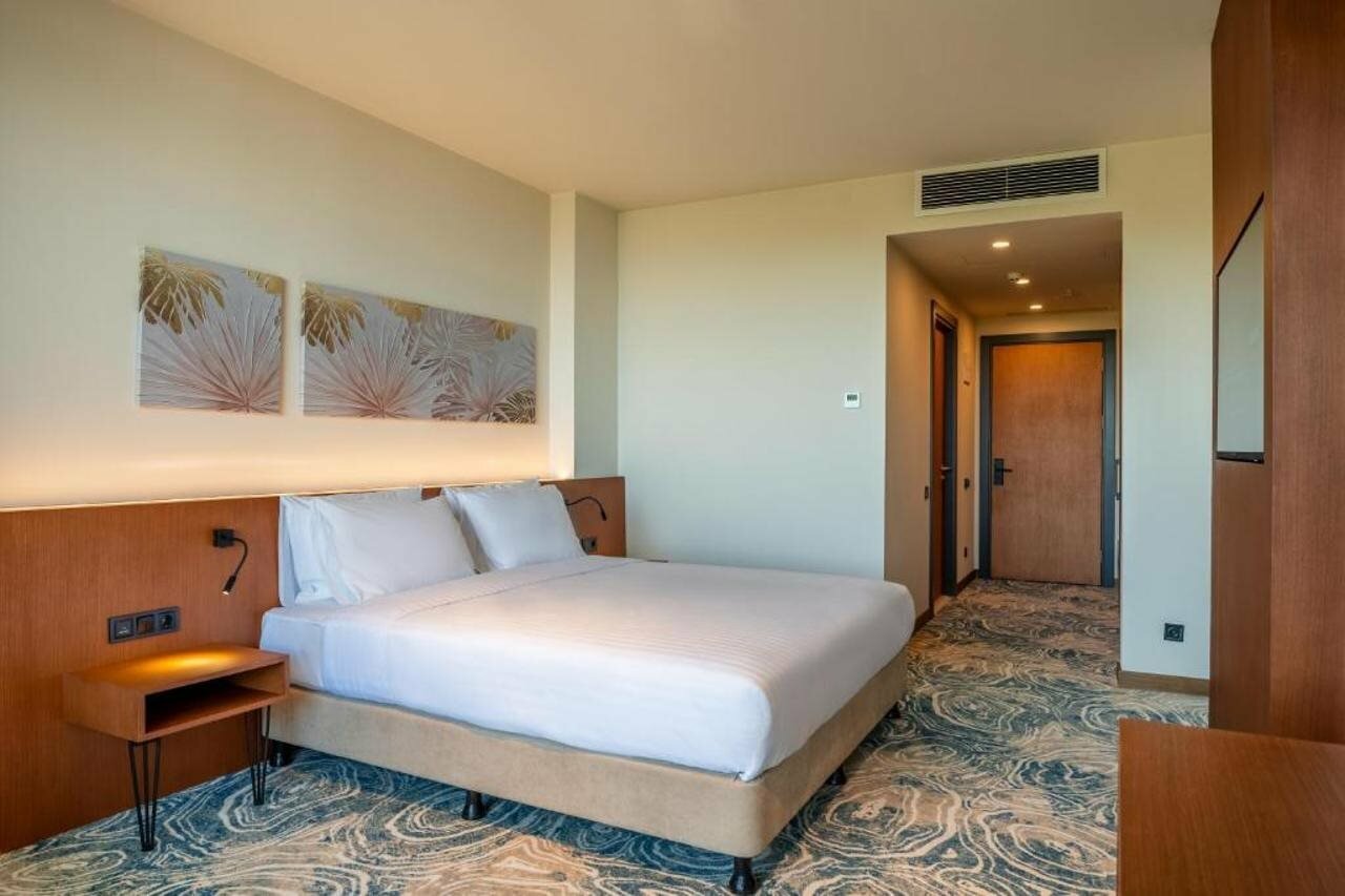 Фото Greenwood Hotel 