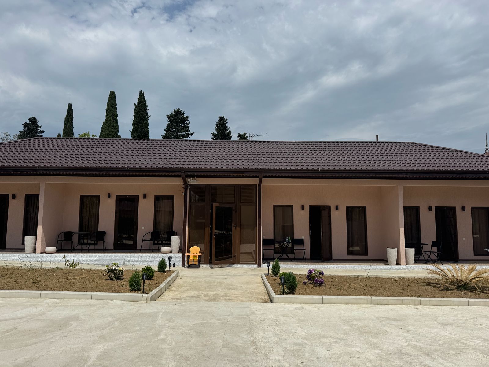 Фото отеля 1