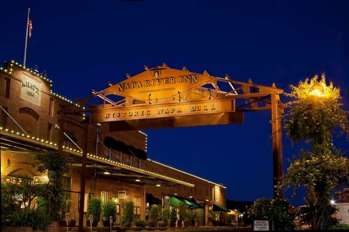 Внешний вид отеля Napa River Inn в Напе, фото 5