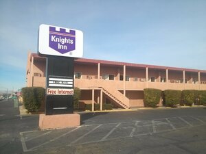Гостиница Knights Inn Page