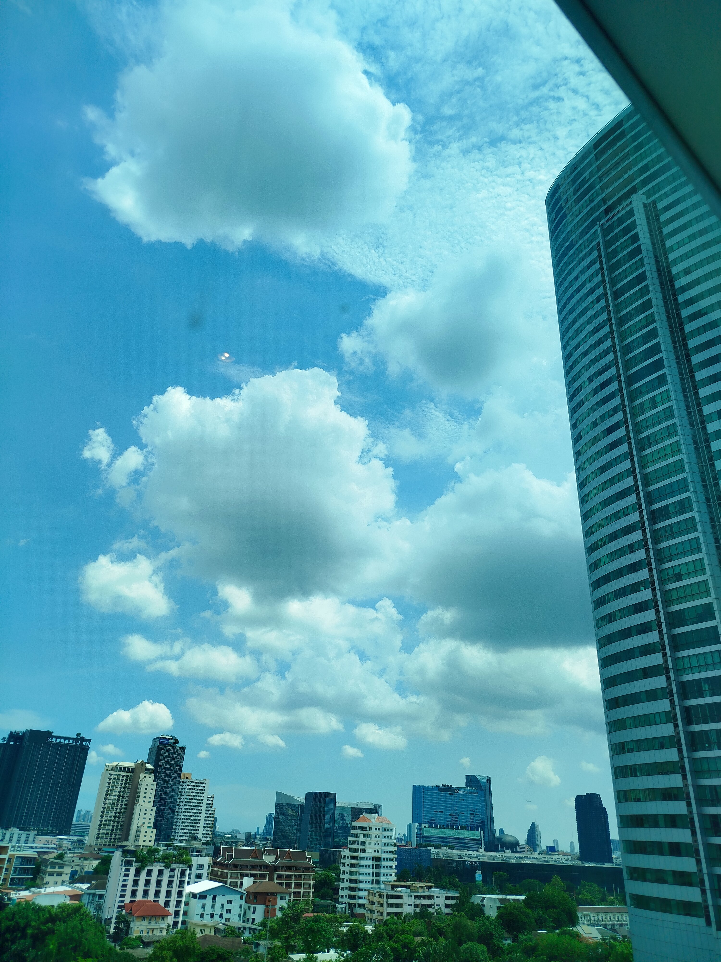 Фото Golden Tulip Mandison Suites