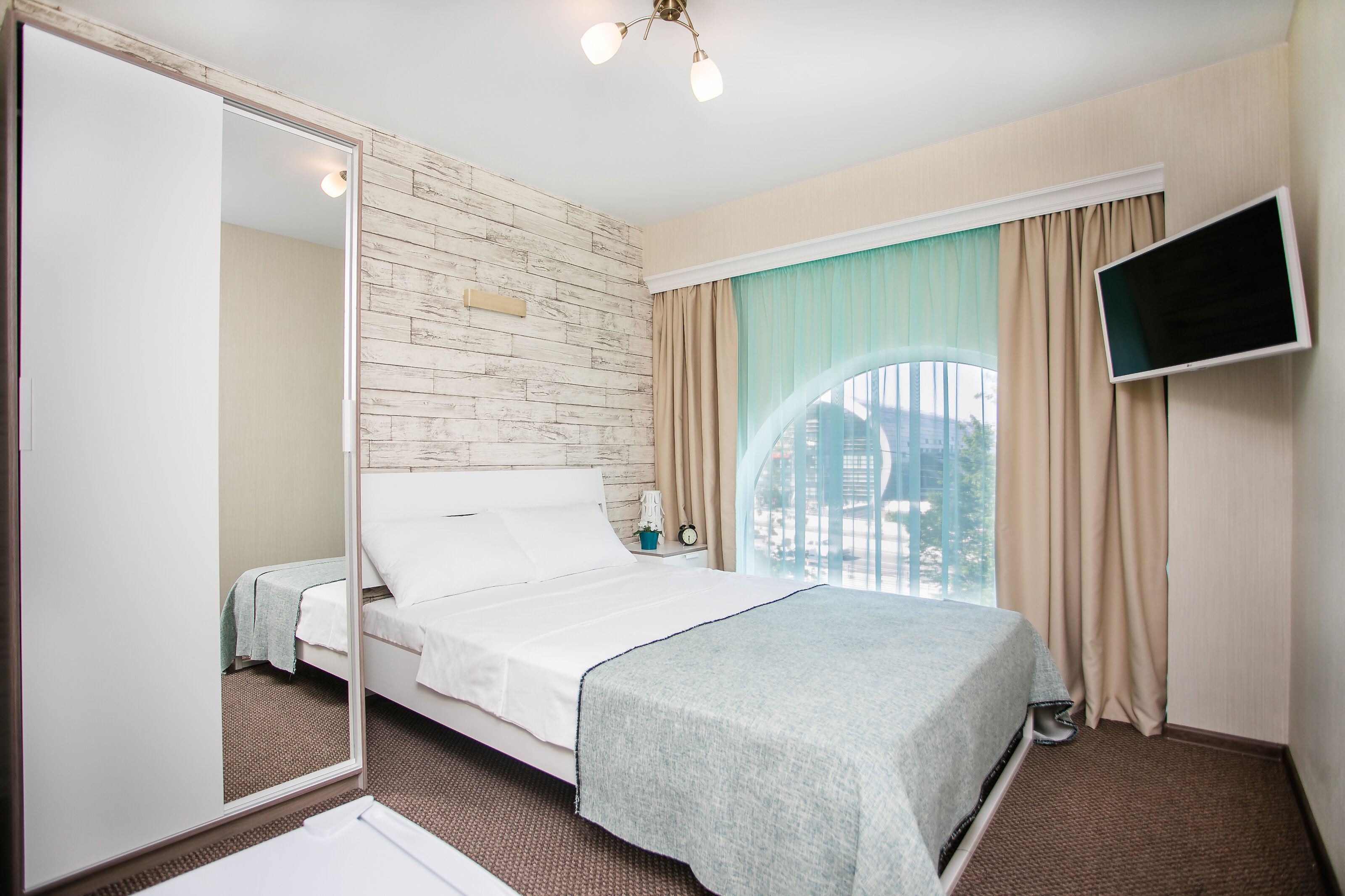 Фото Station Apartments